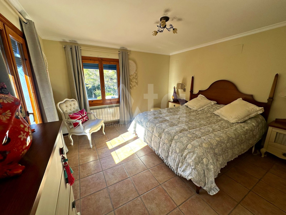 10 bedroom Villa in Jalón - EGH56467 - 12