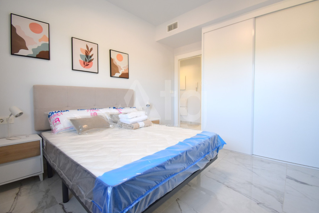 2 bedroom Apartment in Los Altos - VRE55477 - 11