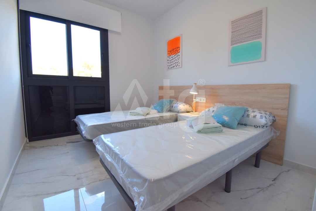 2 bedroom Apartment in Los Altos - VRE55477 - 14