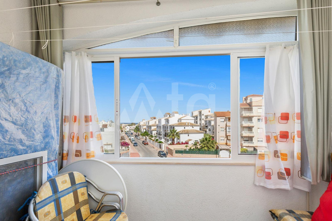 2 bedroom Apartment in Torrevieja - CBH57069 - 9