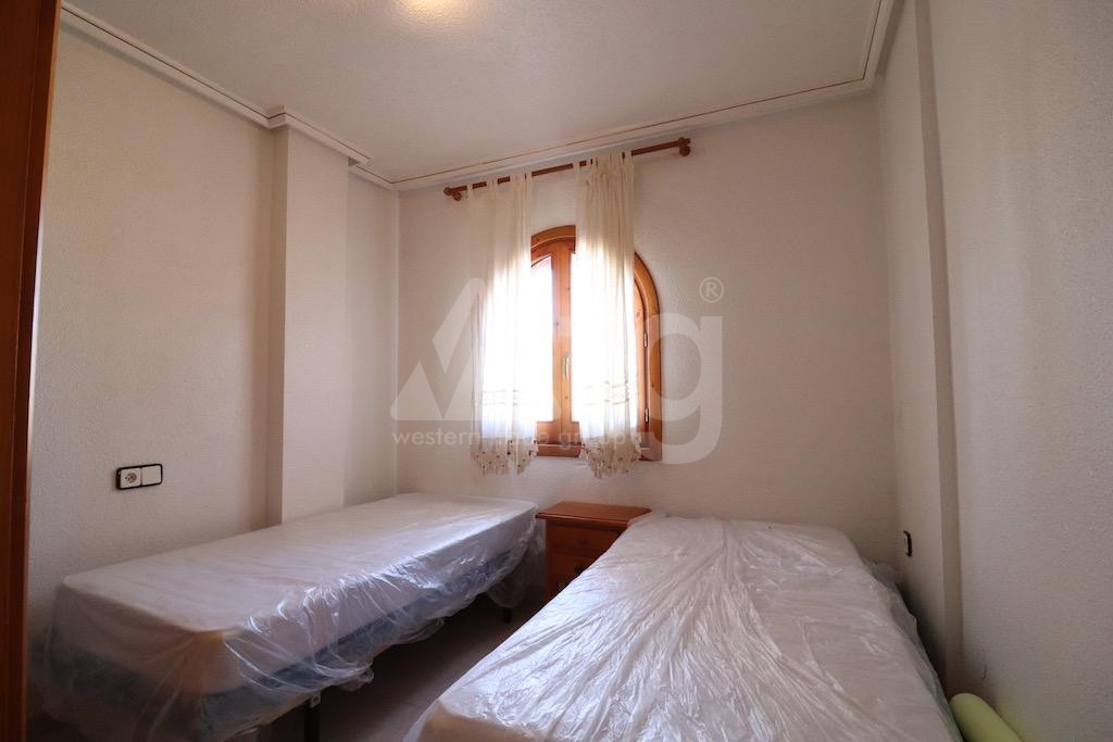 2 bedroom Apartment in Torrevieja - CRR46199 - 10
