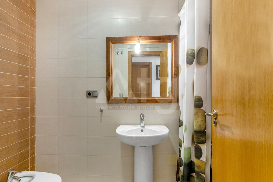 2 bedroom Apartment in Torrevieja - GRT50324 - 16
