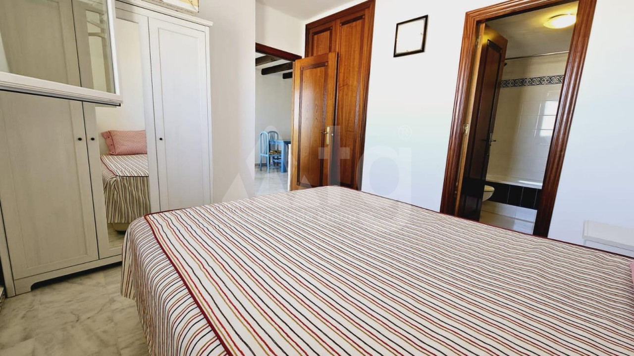 2 bedroom Apartment in Torrevieja - SHL49210 - 9