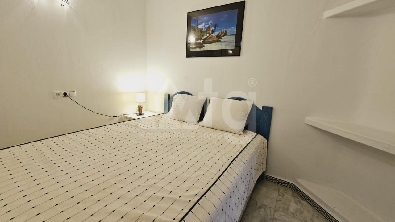 2 bedroom Apartment in Torrevieja - SHL49210 - 12