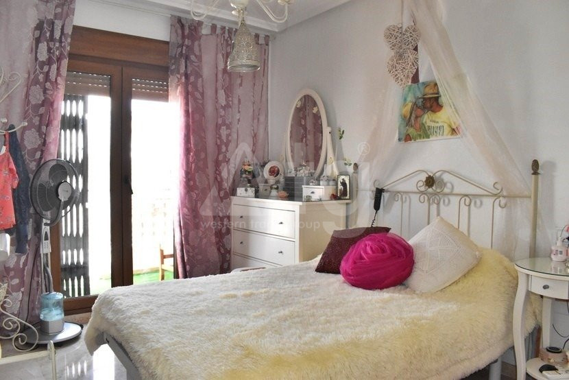 2 bedroom Duplex in Villamartin - SHL32754 - 9