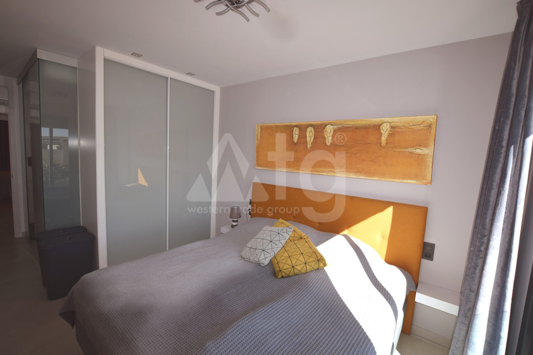 2 bedroom Penthouse in Guardamar del Segura - VAR44459 - 13