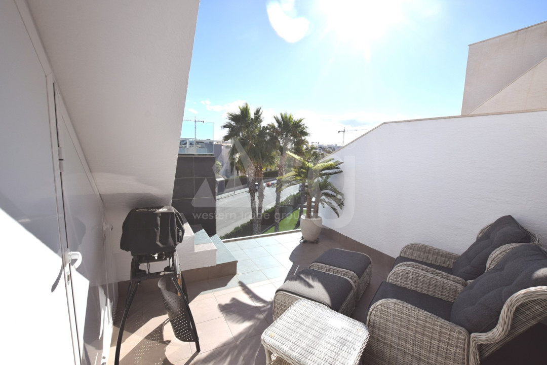 2 bedroom Penthouse in Guardamar del Segura - VAR44459 - 21