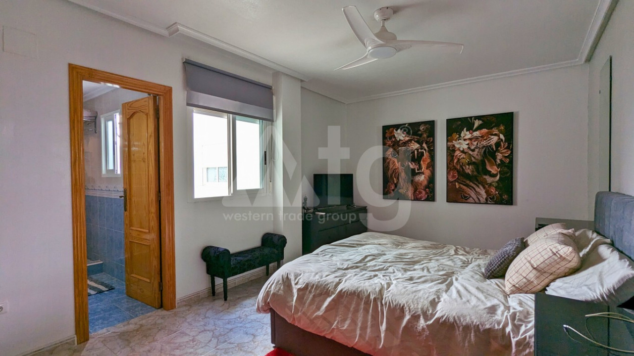 2 bedroom Penthouse in Los Montesinos - ELA55909 - 10
