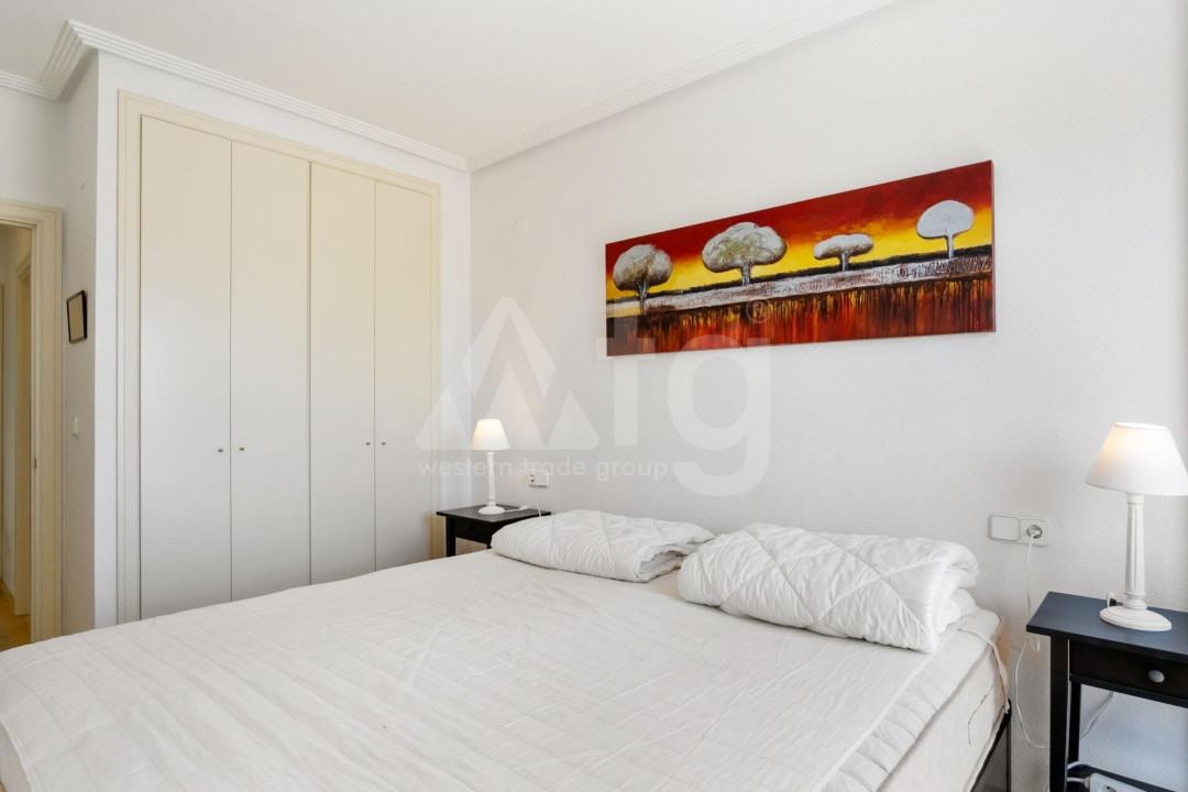 2 bedroom Penthouse in Orihuela - URE55610 - 10