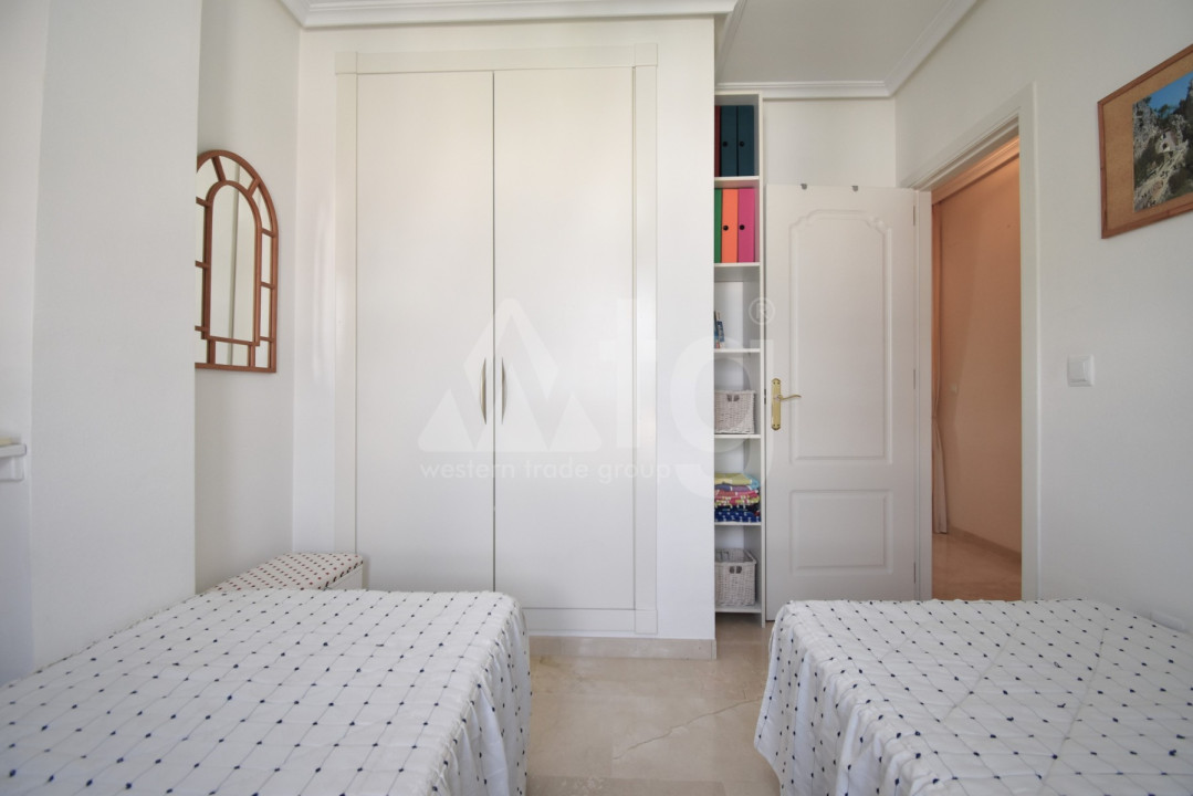 2 bedroom Penthouse in Playa Flamenca - VRE56962 - 13