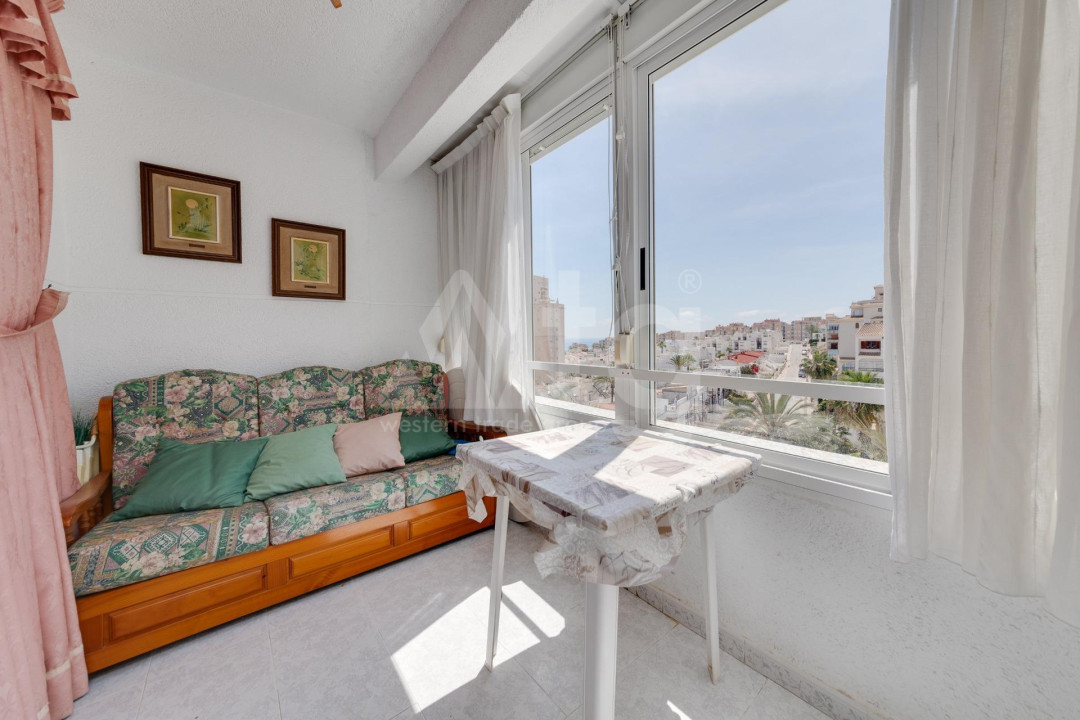 2 bedroom Penthouse in Torrevieja - CBH55790 - 34