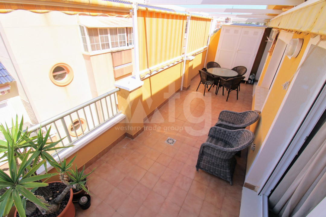 2 bedroom Penthouse in Torrevieja - CBH55837 - 3