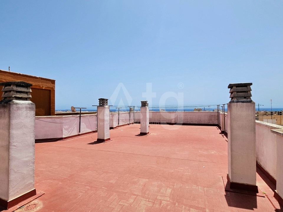 2 bedroom Penthouse in Torrevieja - CBH57079 - 13