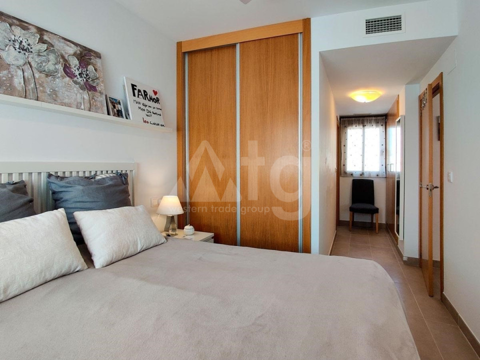 2 bedroom Penthouse in Villamartin - VRE56961 - 11
