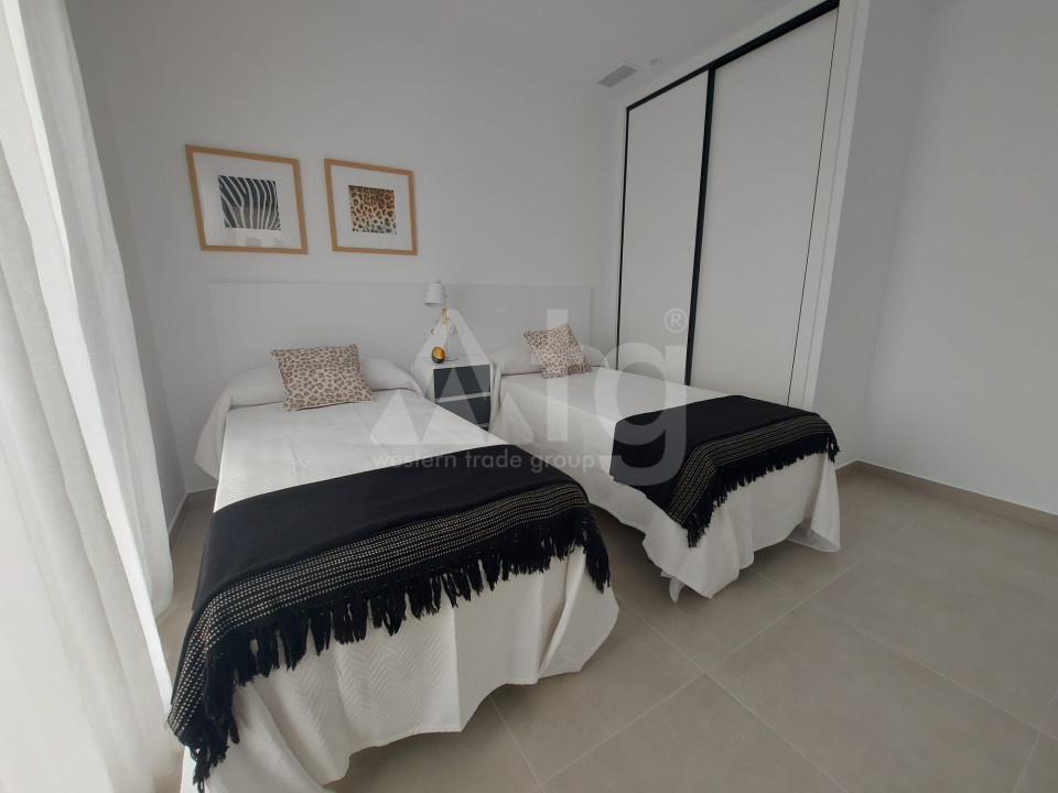 2 bedroom Villa in Roldan - LB47102 - 16
