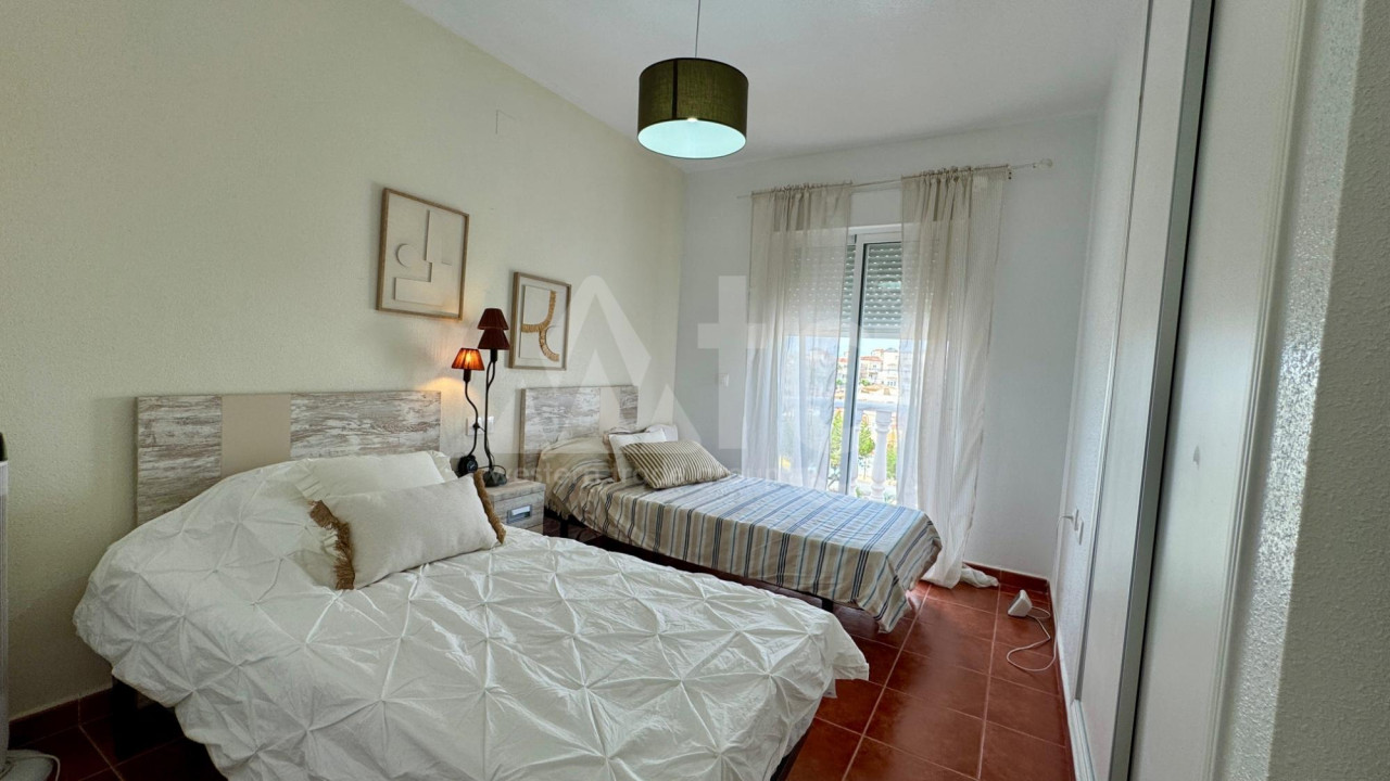 2 bedroom Villa in San Miguel de Salinas - HRE58368 - 8