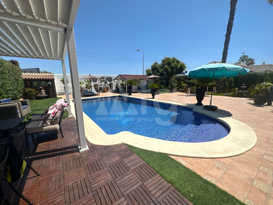 2 bedroom Villa in Torrevieja - CSW59693 - 32