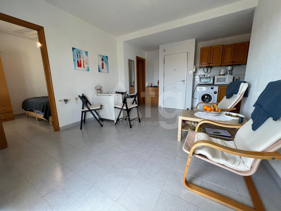 2 bedroom Apartment in Torrevieja - SHL41060 - 3