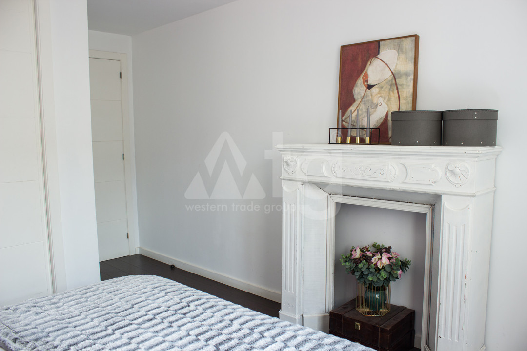 2 bedroom Apartment in Torrevieja - W8728 - 26