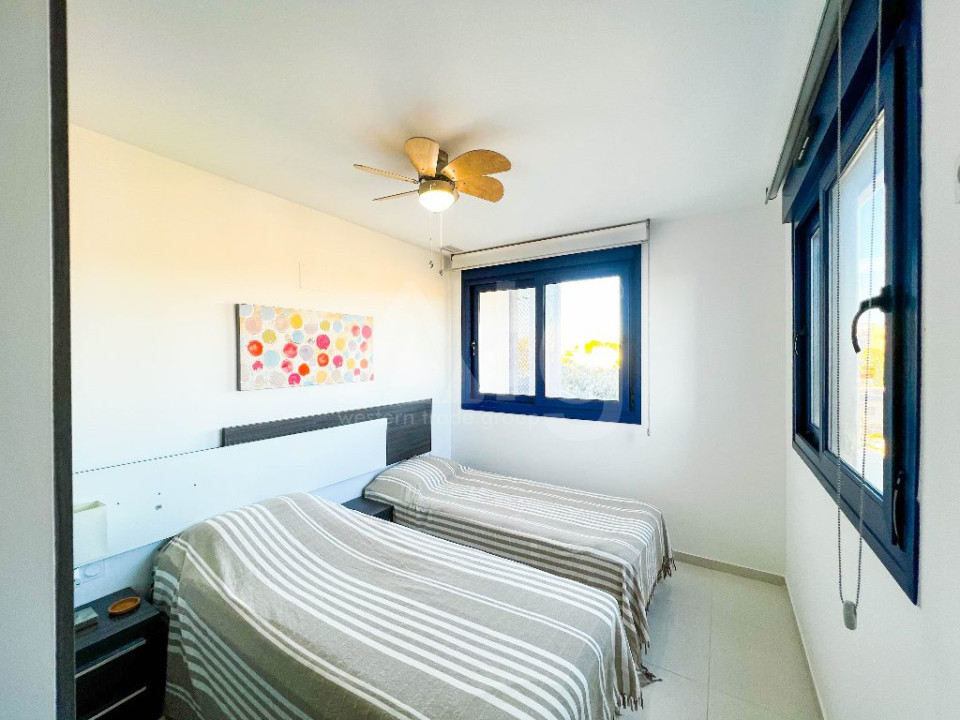 2 Schlafzimmer Appartement in Punta Prima - CBH57061 - 17