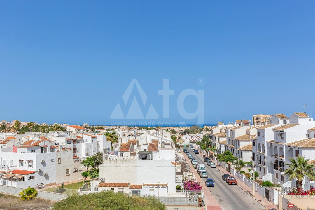 2 Schlafzimmer Appartement in Torrevieja - CBH57069 - 10