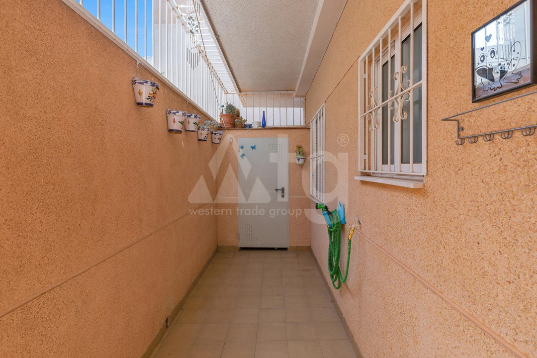 2 Schlafzimmer Appartement in Torrevieja - CBH57070 - 18