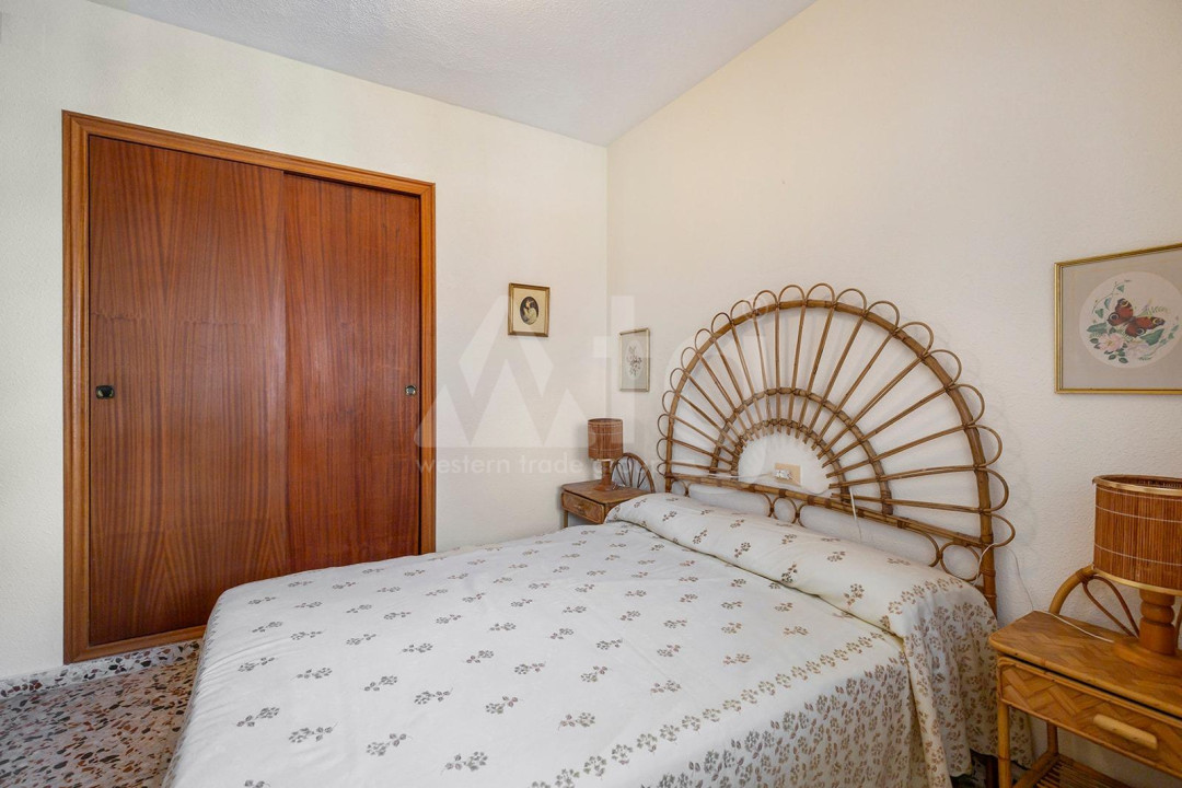 2 Schlafzimmer Appartement in Torrevieja - CBH57071 - 13