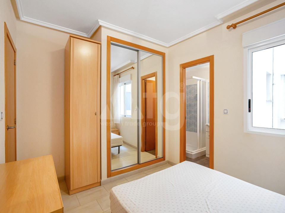2 Schlafzimmer Appartement in Torrevieja - GVS49510 - 13