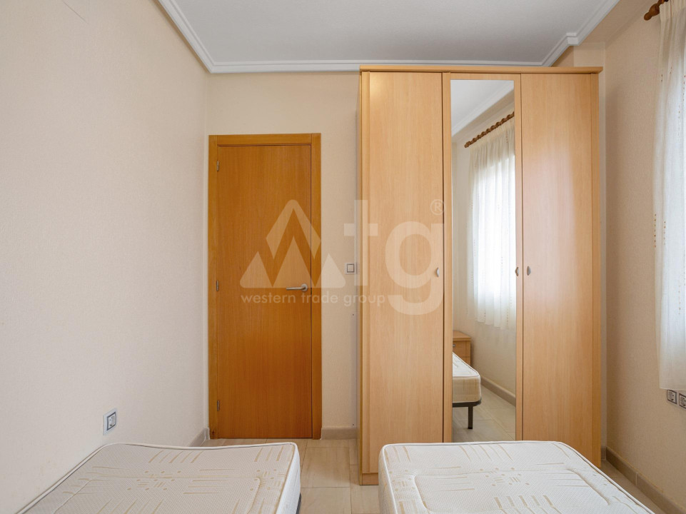 2 Schlafzimmer Appartement in Torrevieja - GVS49510 - 16
