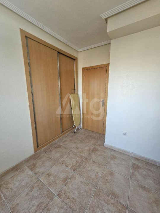 2 Schlafzimmer Appartement in Torrevieja - SHL56671 - 15