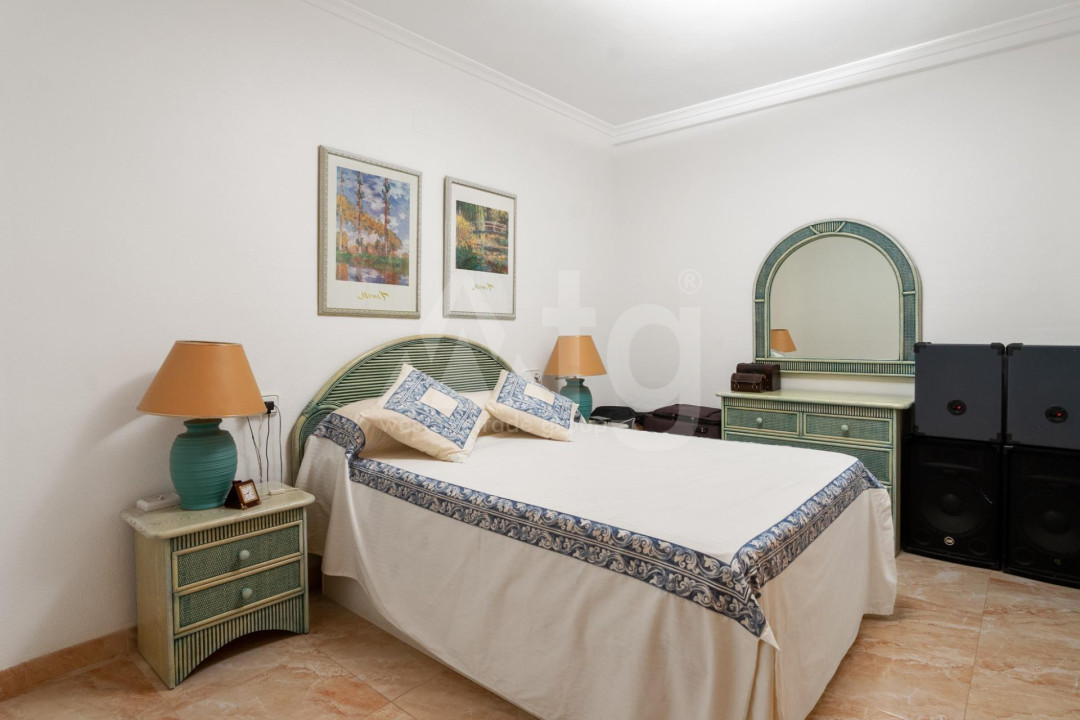 2 Schlafzimmer Appartement in Torrevieja - URE41999 - 10