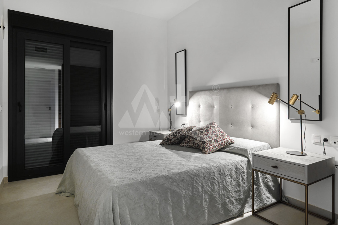 2 Schlafzimmer Bungalow in Torrevieja - IR34801 - 19