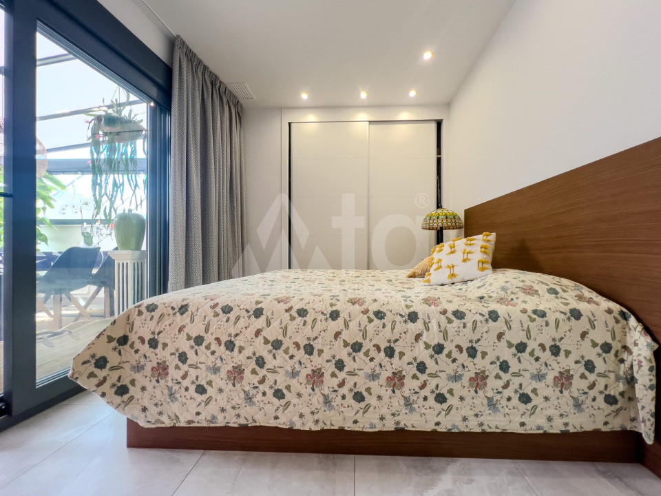 2 Schlafzimmer Penthouse-Wohnung in Torrevieja - CBH54086 - 23