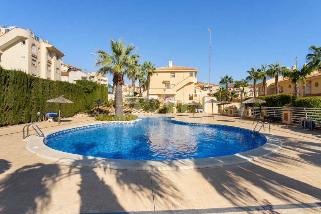 3 bedroom Apartment in Cabo Roig - URE55669 - 26