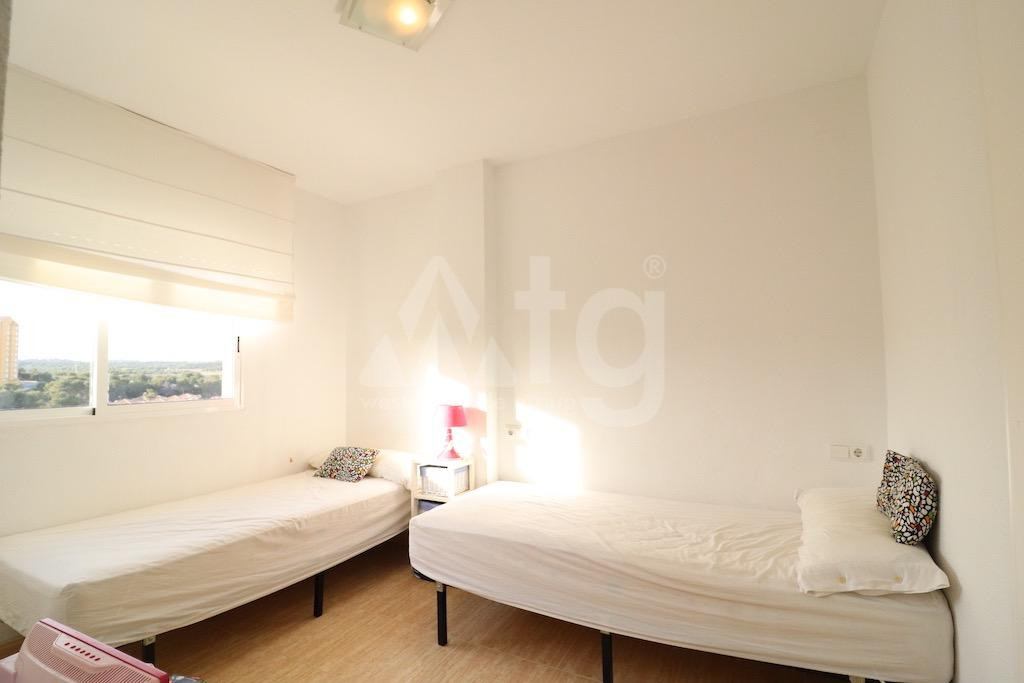 3 bedroom Apartment in Orihuela Costa - CRR41272 - 11