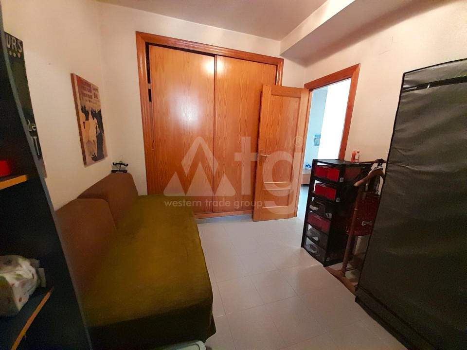 3 bedroom Apartment in Playa Flamenca - IHS53885 - 12