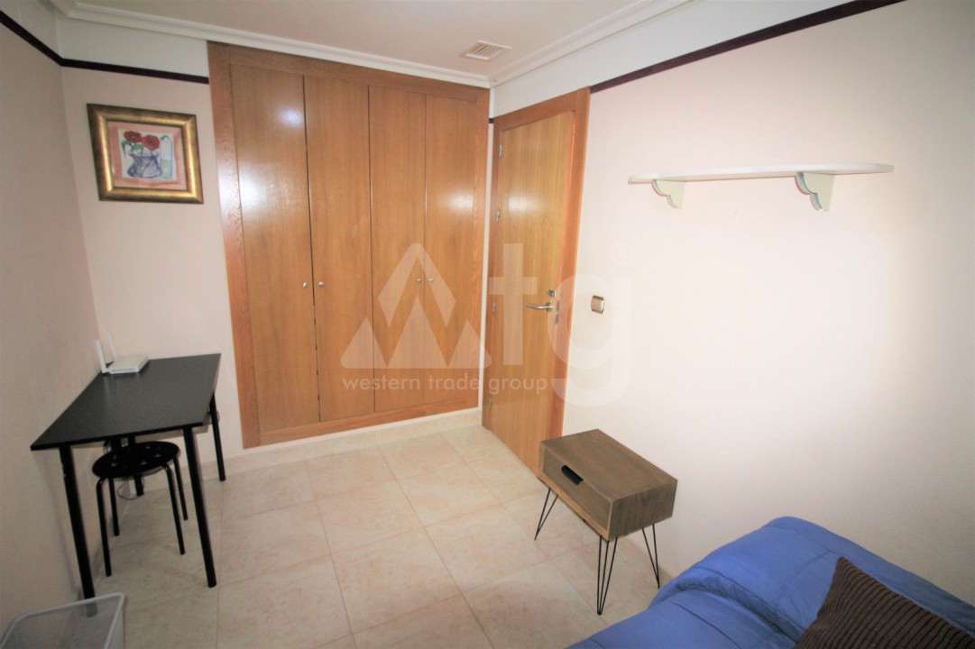 3 bedroom Apartment in Torrevieja - BCH57272 - 15
