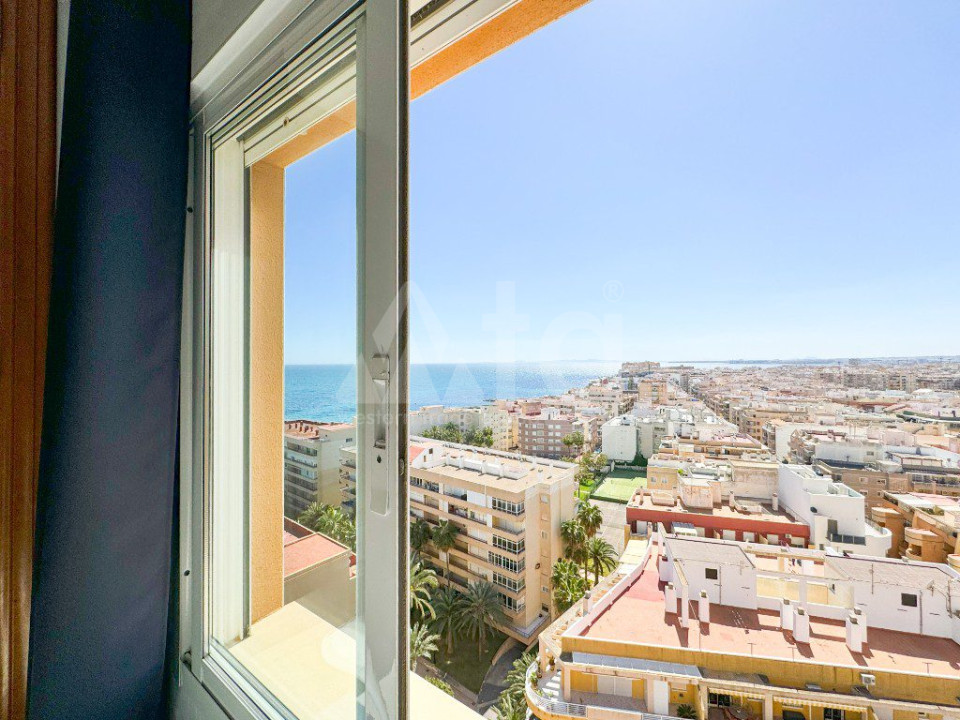 3 bedroom Apartment in Torrevieja - CBH55825 - 19