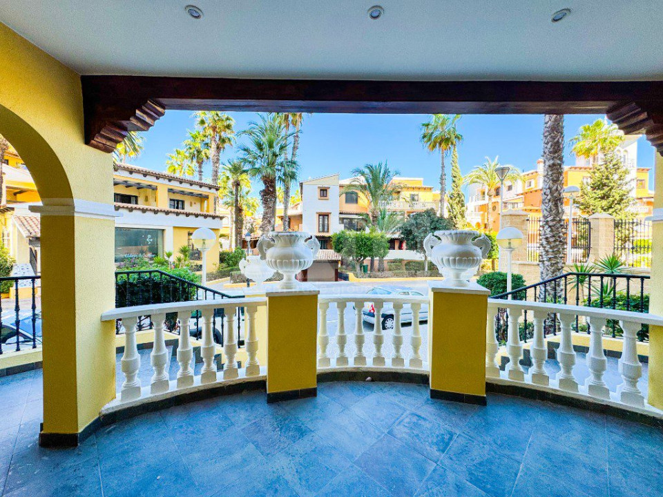 3 bedroom Apartment in Torrevieja - CBH55825 - 28