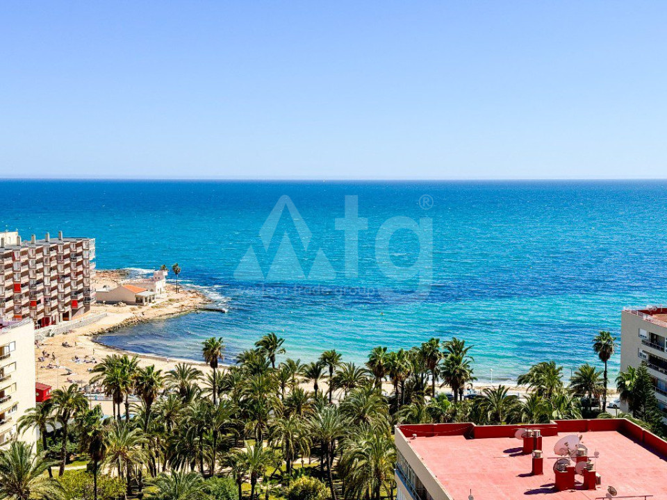 3 bedroom Apartment in Torrevieja - CBH55825 - 40