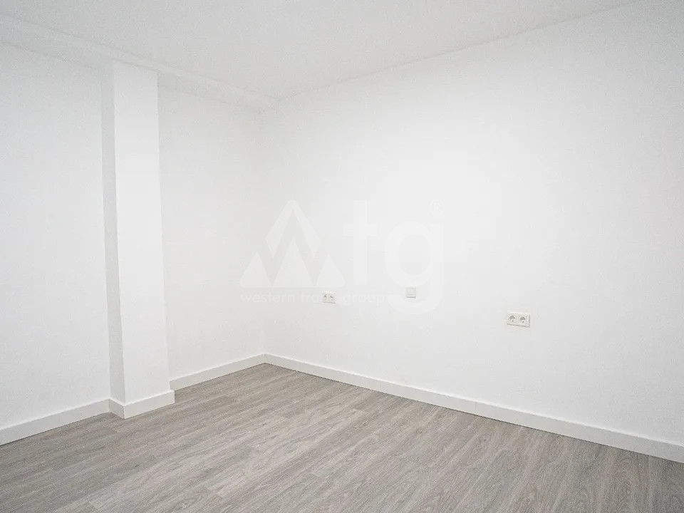 3 bedroom Apartment in Torrevieja - CBH57337 - 7
