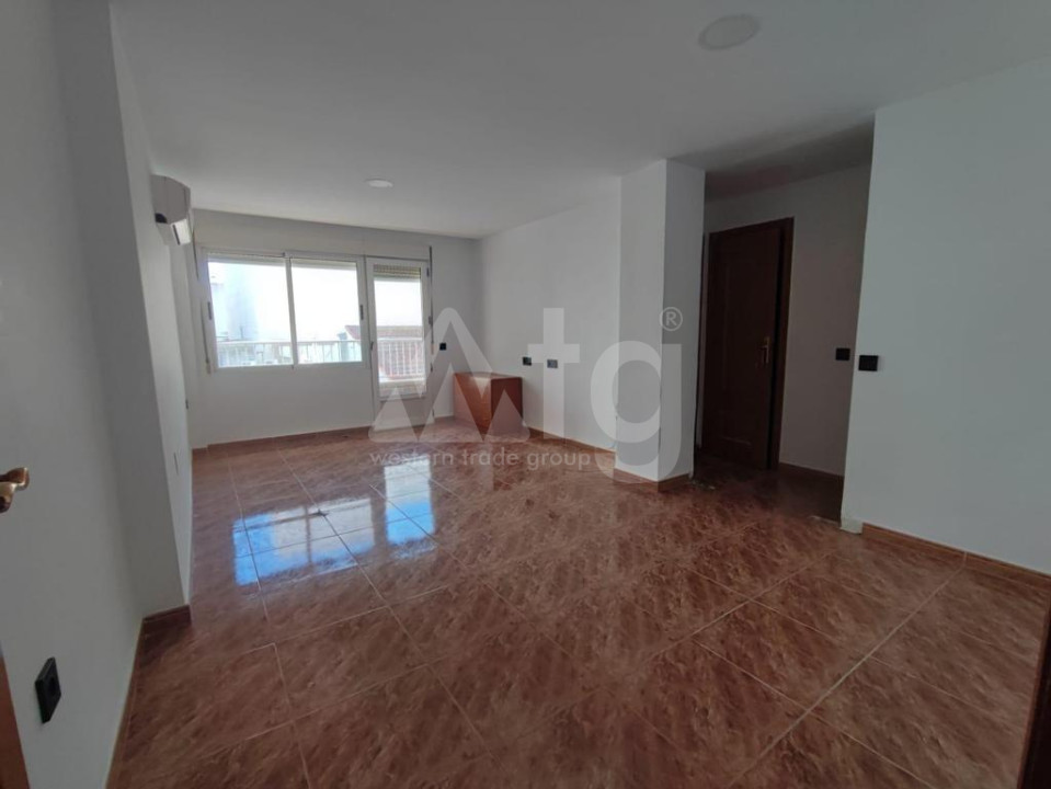 3 bedroom Apartment in Torrevieja - SHL44179 - 3