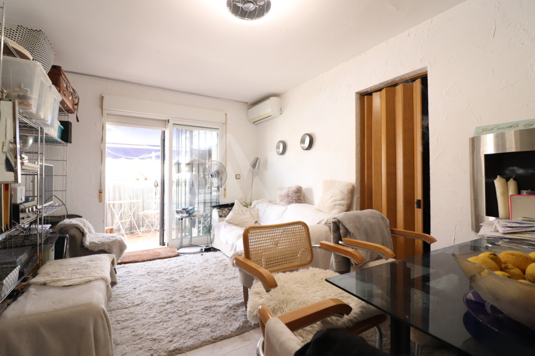 3 bedroom Bungalow in Torrevieja - VRE56960 - 2