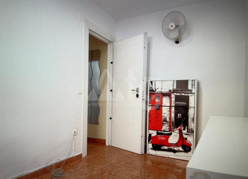 3 bedroom Duplex in Torrevieja - SHL53641 - 10