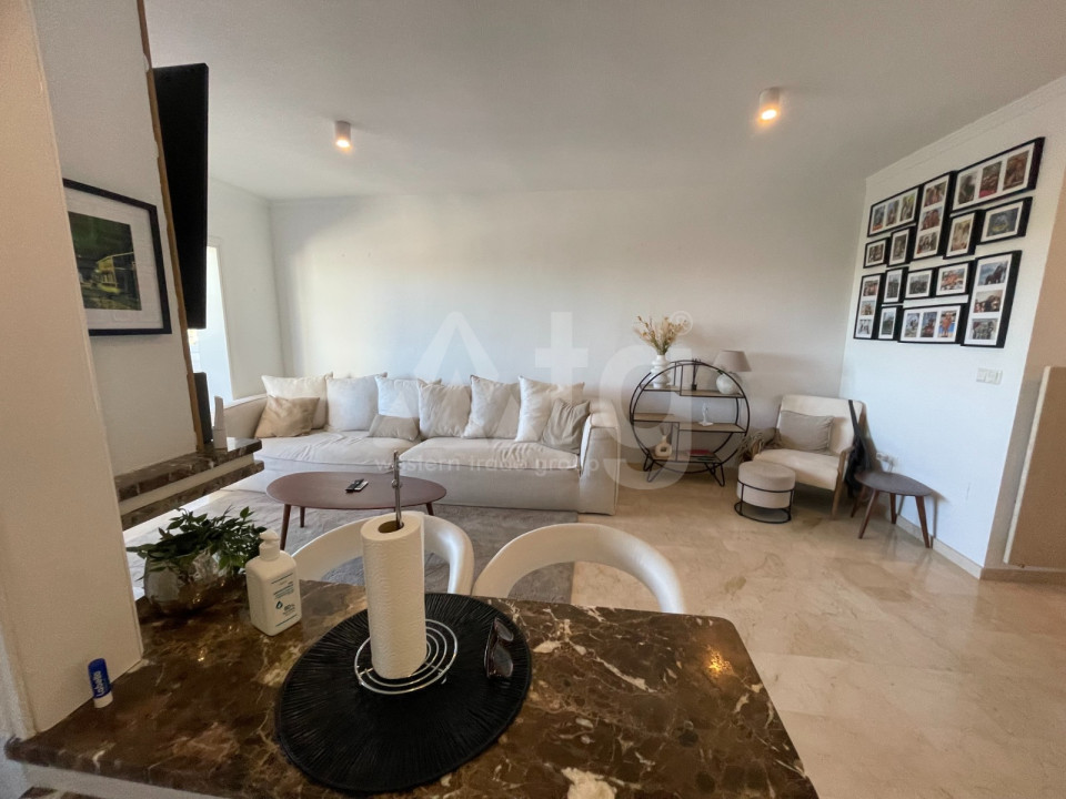 3 bedroom Penthouse in Las Ramblas - VRE57129 - 4