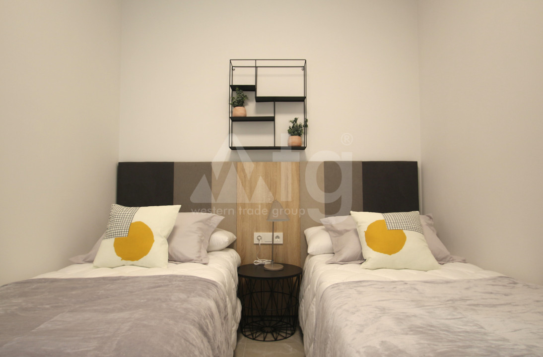 3 bedroom Penthouse in Torrevieja - AGI23958 - 8