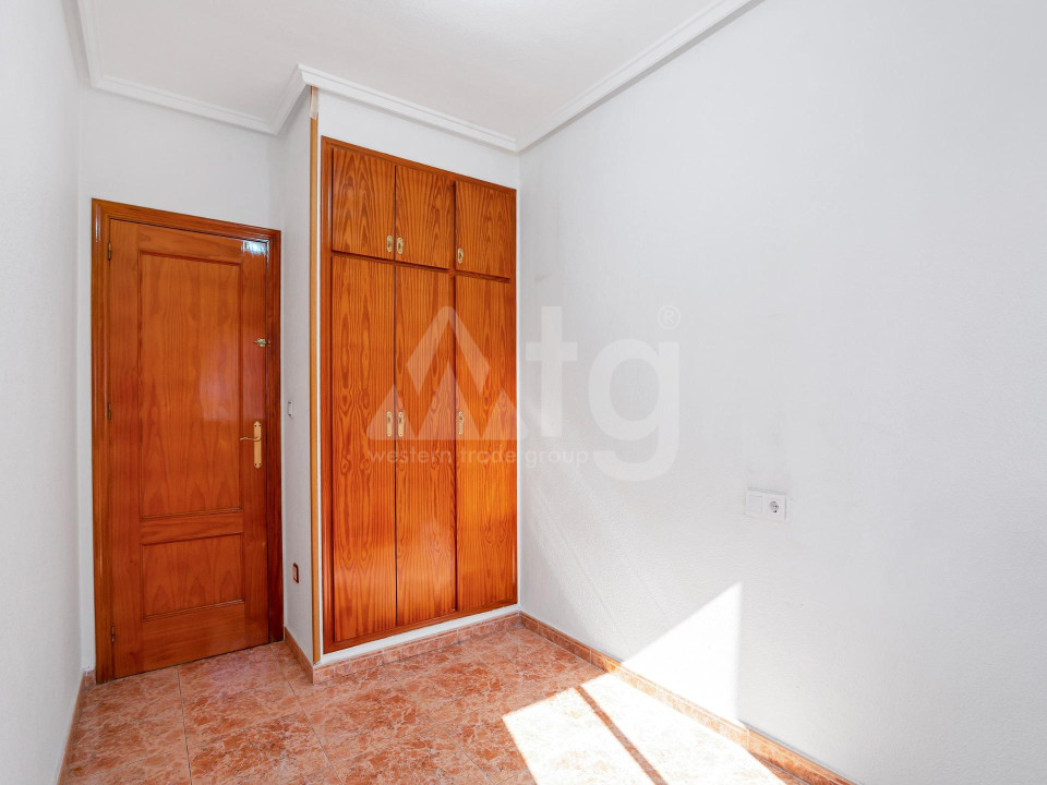 3 bedroom Penthouse in Torrevieja - GVS49506 - 13