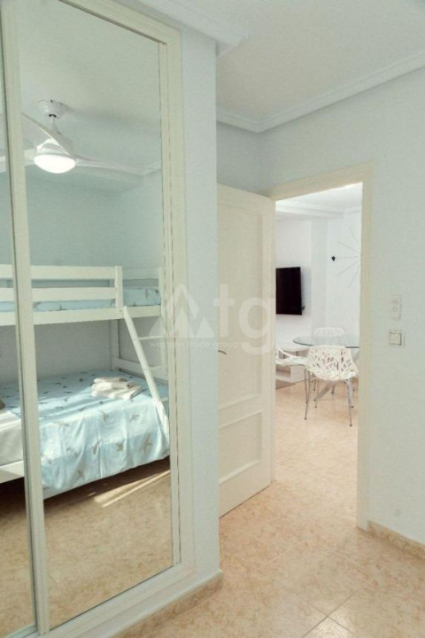3 bedroom Penthouse in Torrevieja - SHL45117 - 16