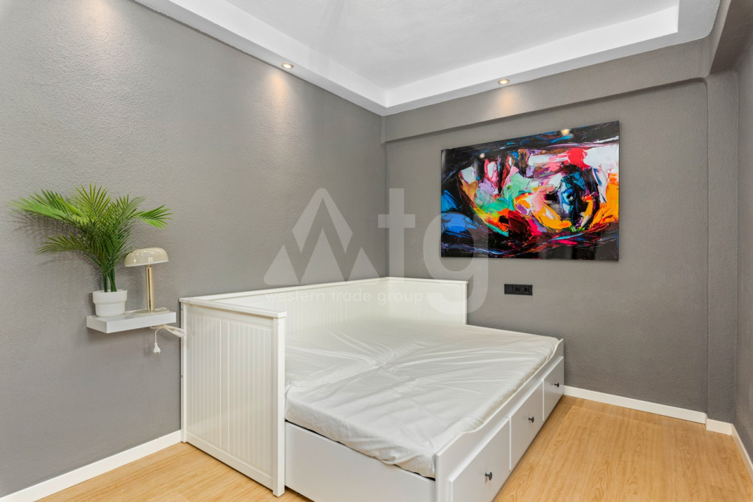 3 bedroom Penthouse in Torrevieja - VRC52809 - 9