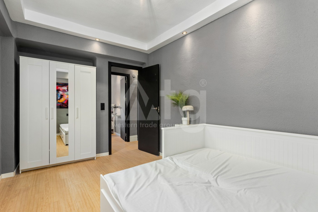 3 bedroom Penthouse in Torrevieja - VRC52809 - 10
